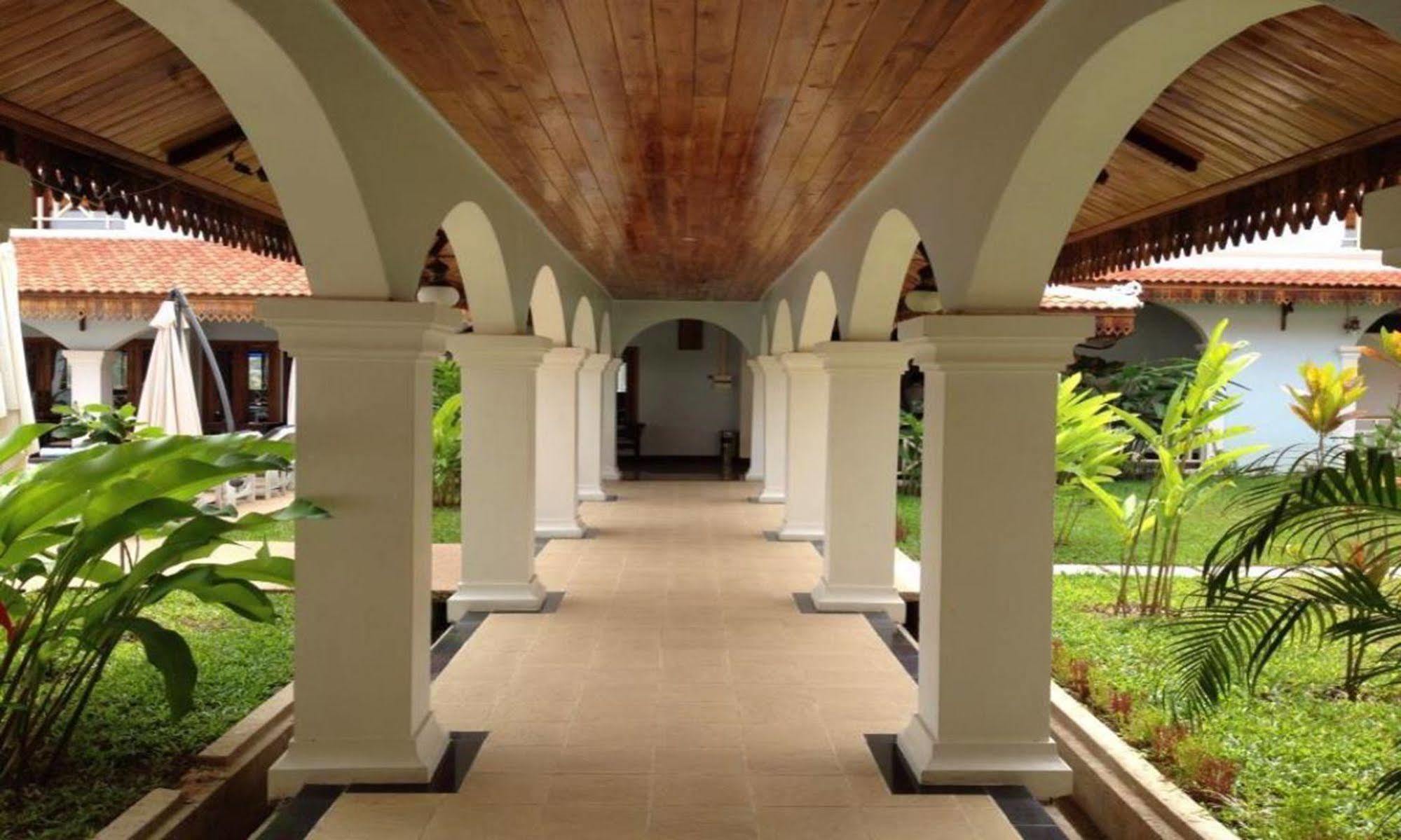 Vansana Luang Prabang Hotel Exterior photo